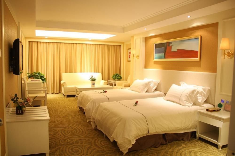 Huizhou Jinhuayue International Hotel Exterior photo