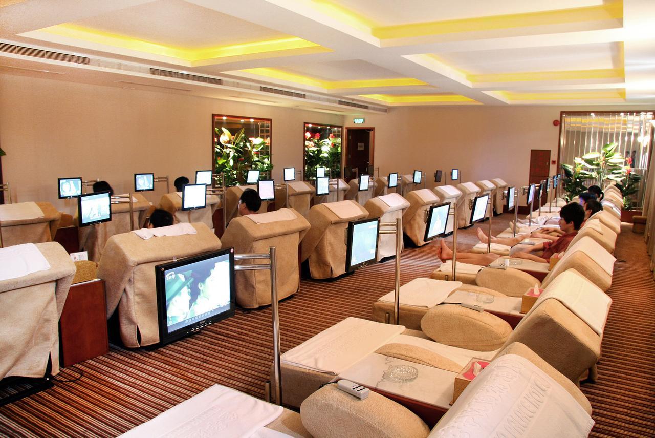 Huizhou Jinhuayue International Hotel Exterior photo